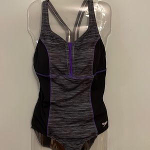 Speedo Endurance Lite Women’s One Piece racer back Bathing Suit Size 14